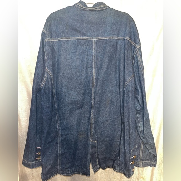 SOLD**Ladies Plus Sized Denim Jacket**SOLD - Picture 2 of 2